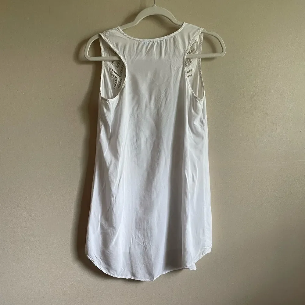 Solitaire white tank swim shirt  Sz‎ M